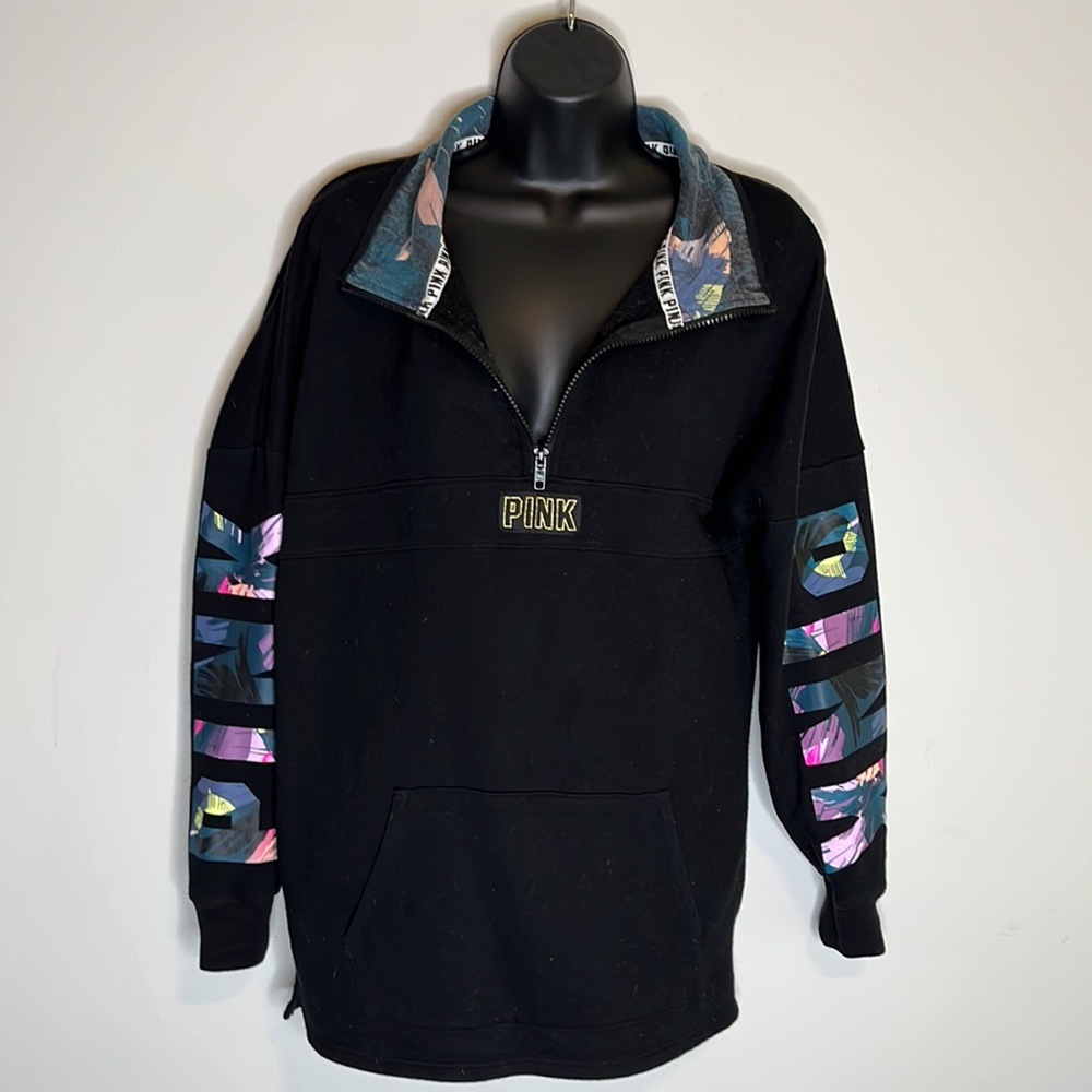 Victoria Secret PINK Crew Neck Pullover Graphic Sweat Shirt